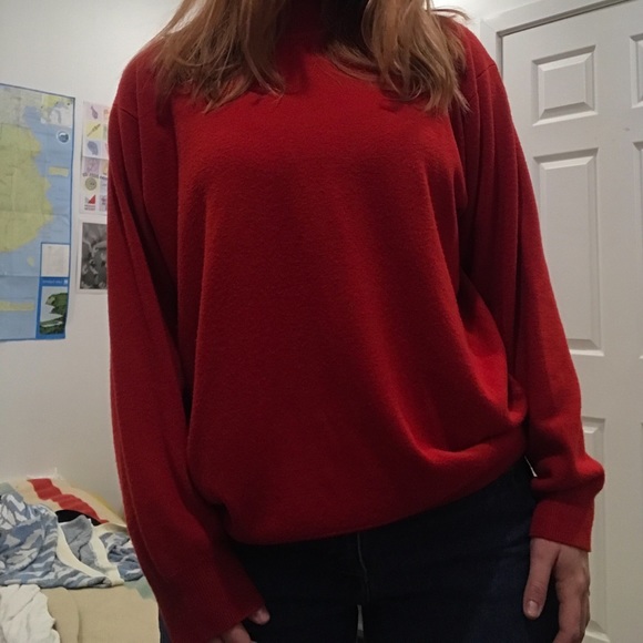Soft Red Sweater❤️ - Picture 2 of 5